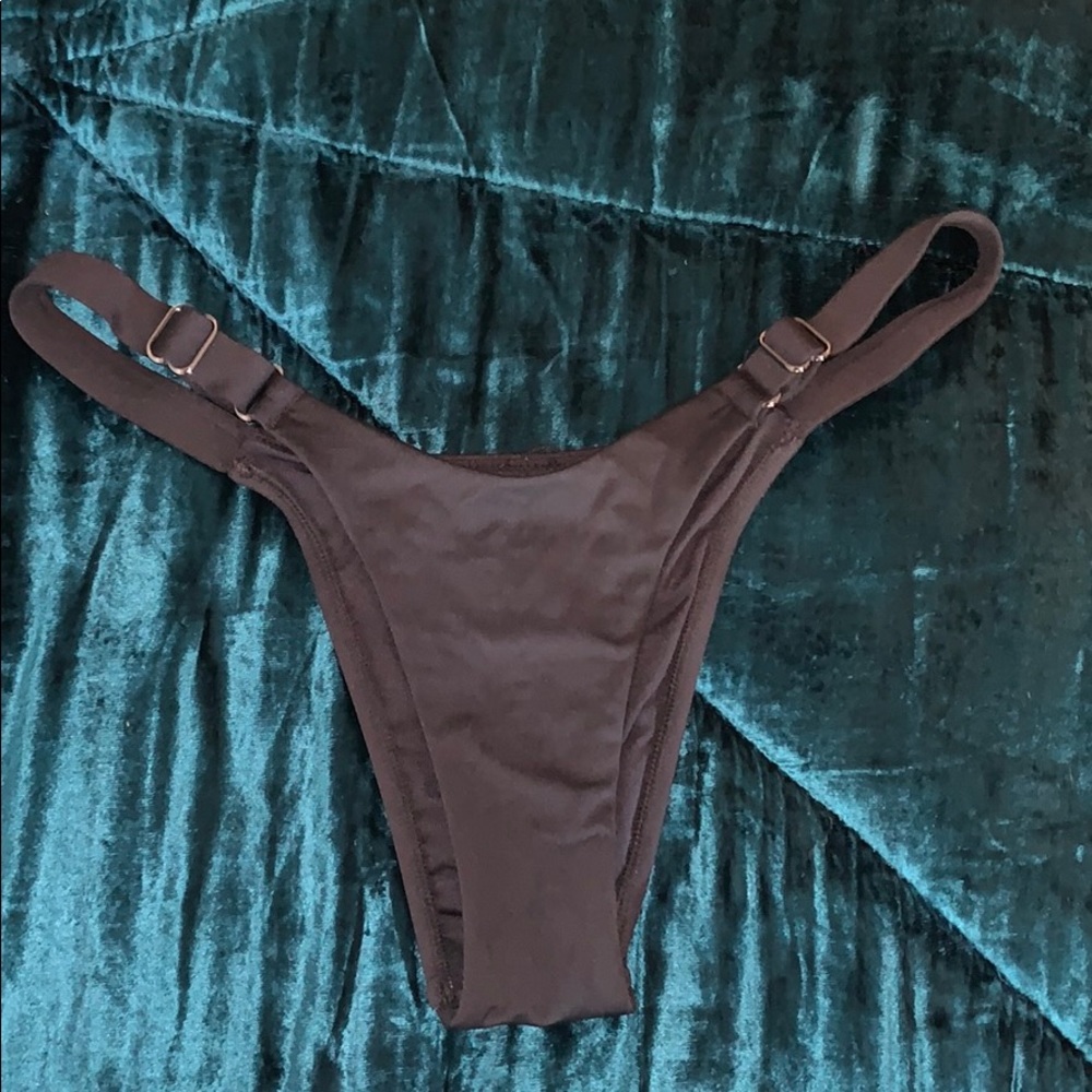 buckle bikini bottoms